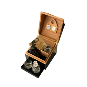 2 cofanetto humidor 70 anniversario amaro 70 cl marzadro enoteca ferrulli gravina in puglia